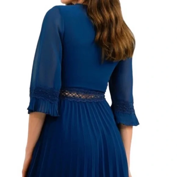 NWT ASOS DESIGN Lace Insert Pleated Midi Dress With Floral Embroidery - Size 6 - Picture 3 of 15